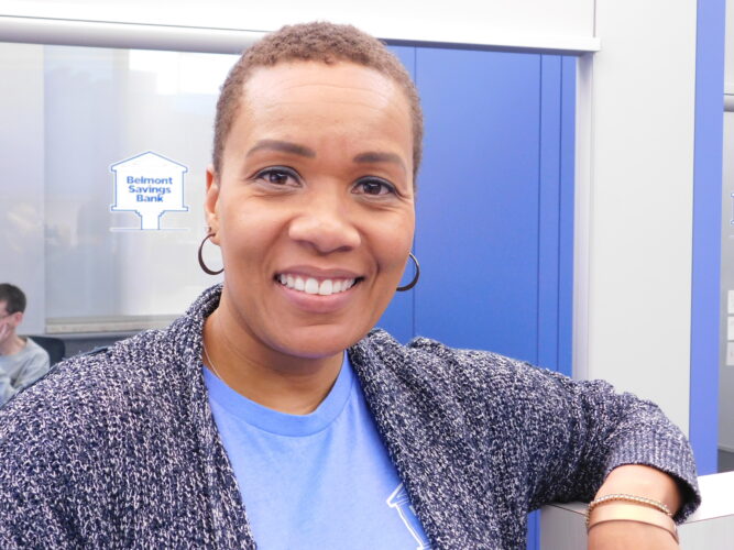 Alicia Jordan Puts Friendly Face On Banking